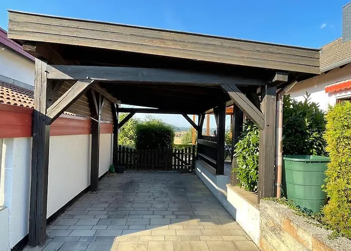 Apartmán Leuchtbergblick Mit Terrasse Und Pkw Stellplatz