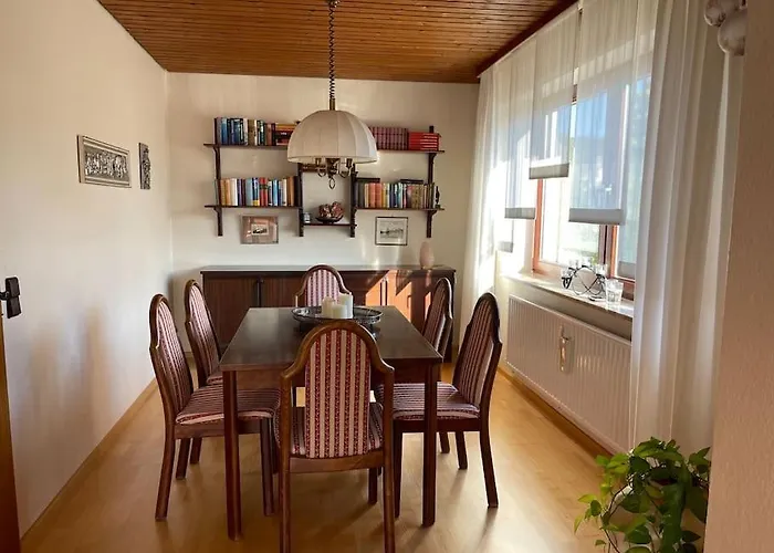 Apartmán Leuchtbergblick Mit Terrasse Und Pkw Stellplatz *